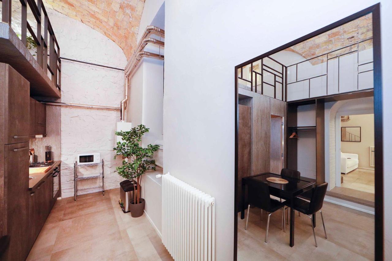 Post Industrial Loft Trastevere - Top Collection Řím Exteriér fotografie